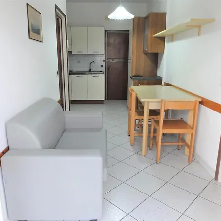 아파트 Sea View Flat Near Piazzale Zenith 비비오네